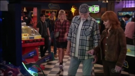 Happys Place - Season 01 Episode 18